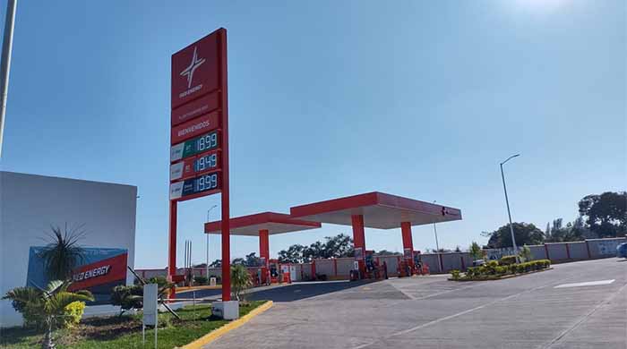 COMPROMETIDOS CON UNA MEJOR ENERGIA